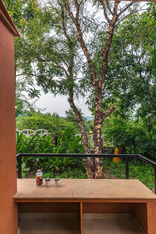 Saffronstays Ekaant, Vikramgad - Party-Perfect Pool Villa With Spacious Lawn