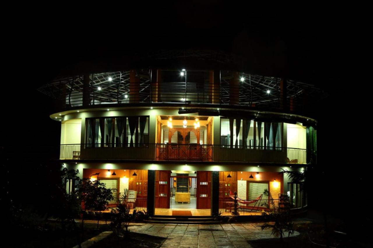 Jungle Edge Resort