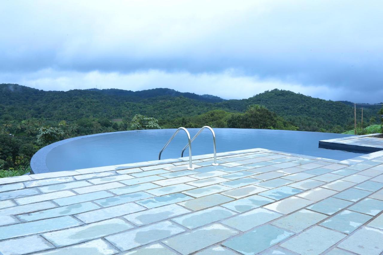 Jungle Edge Resort