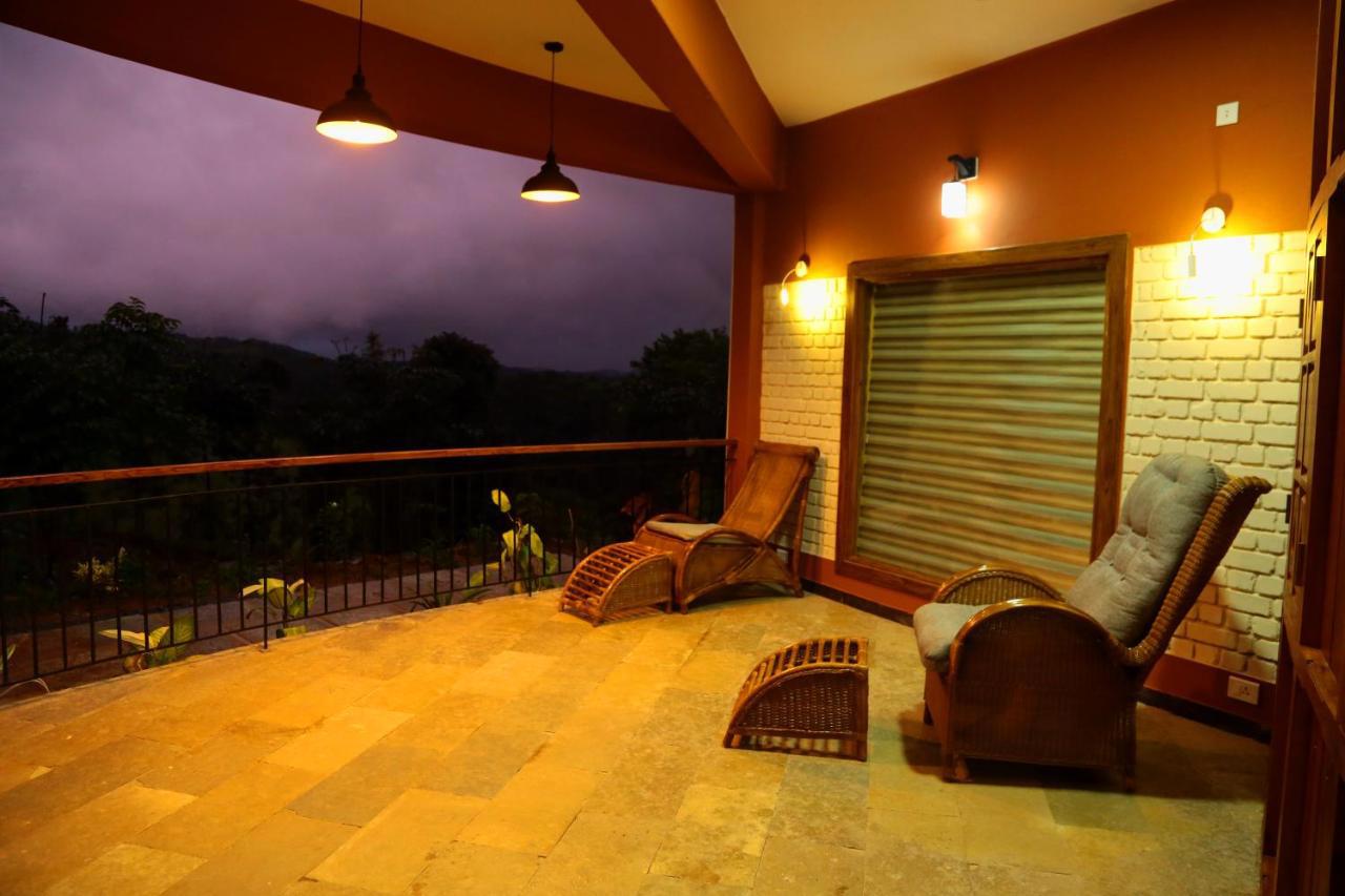 Jungle Edge Resort
