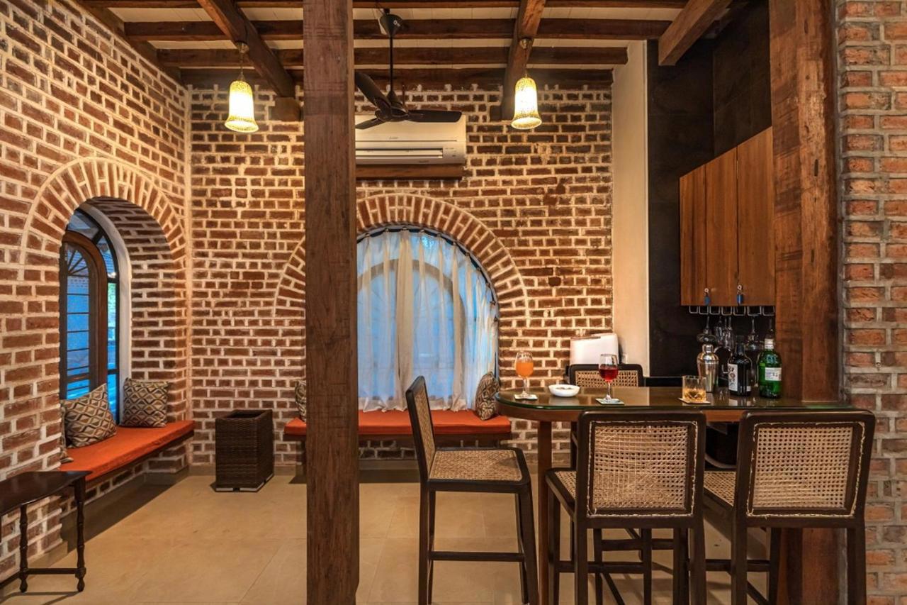 Saffronstays Vedika - Ecofriendly Villa By The River With Pool