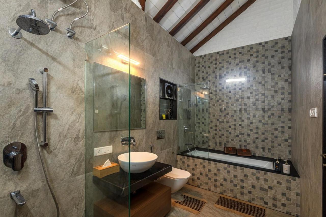 Saffronstays Vedika - Ecofriendly Villa By The River With Pool