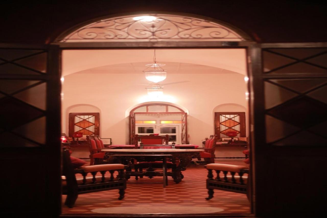 Saffron Stays Parsi Manor