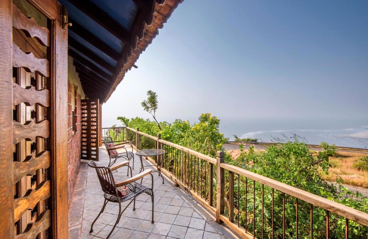 Saffronstays Villa 270