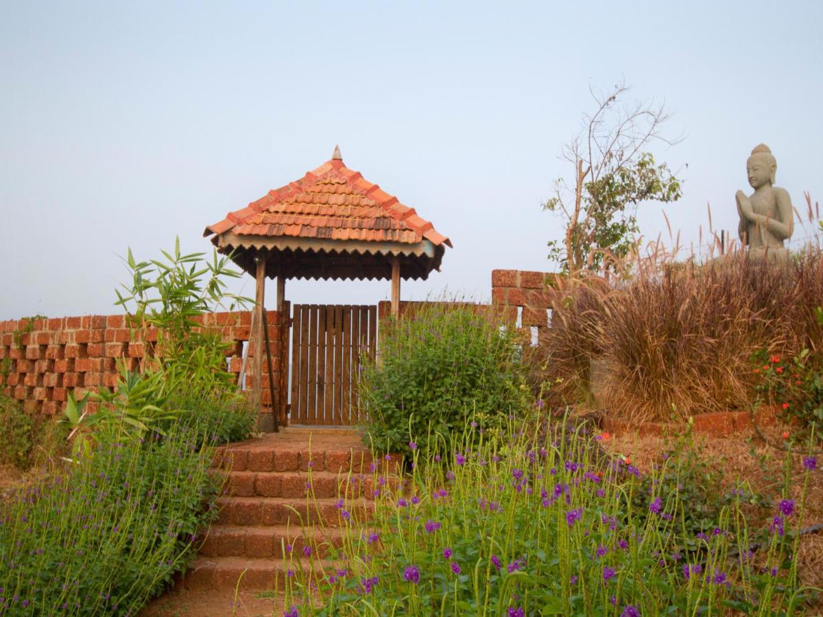 Saffronstays Villa 270
