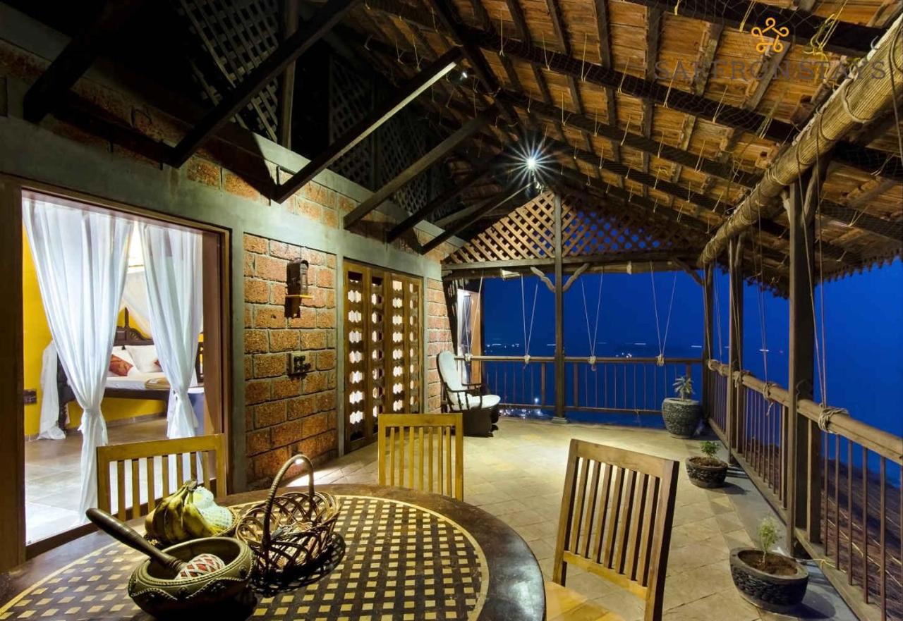 Saffronstays Villa 270