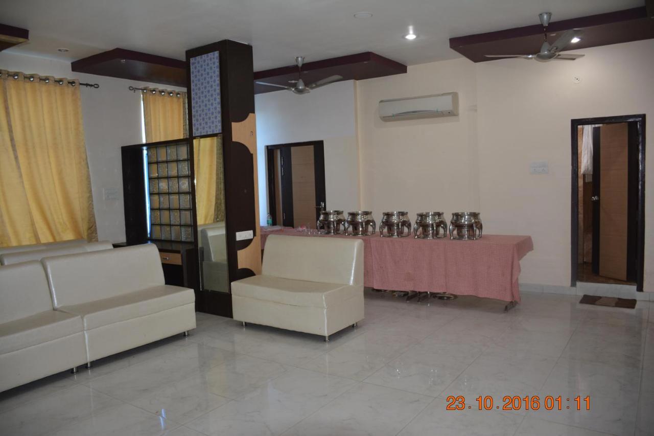 Hotel Vishnu Villas