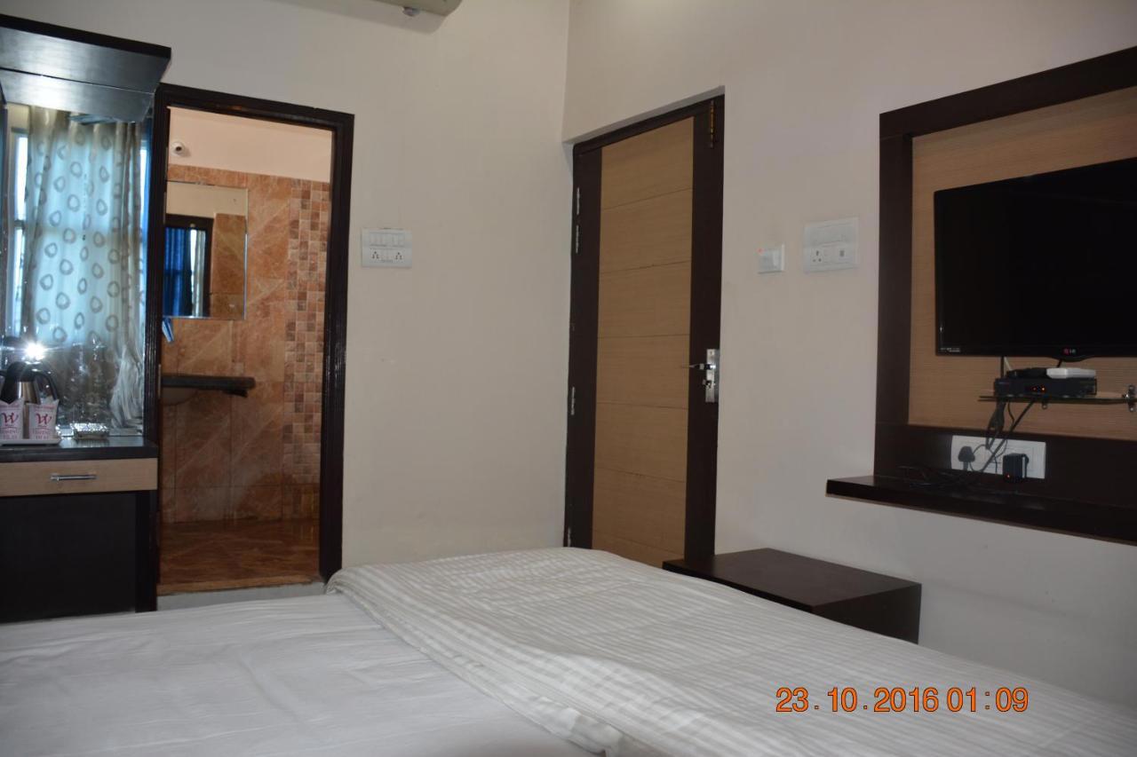 Hotel Vishnu Villas