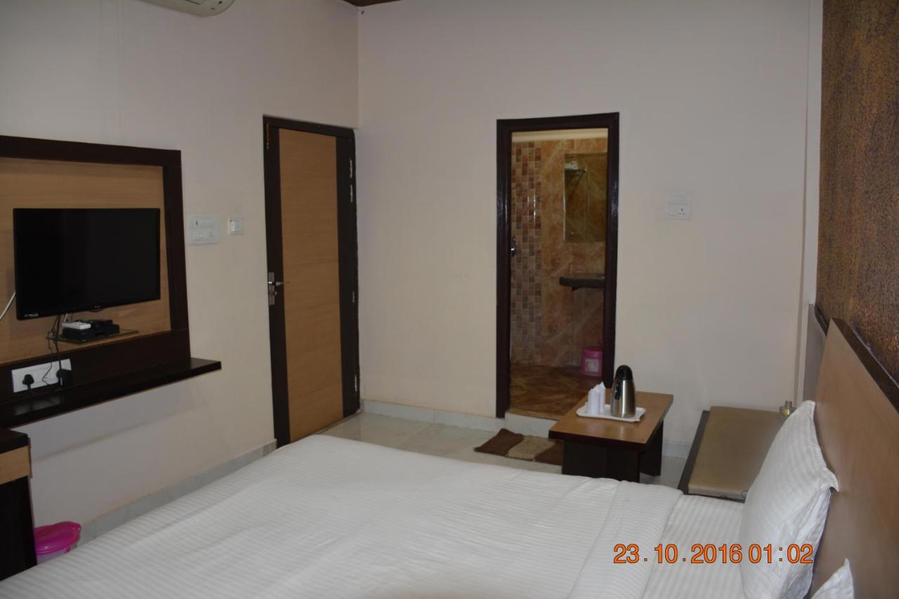 Hotel Vishnu Villas