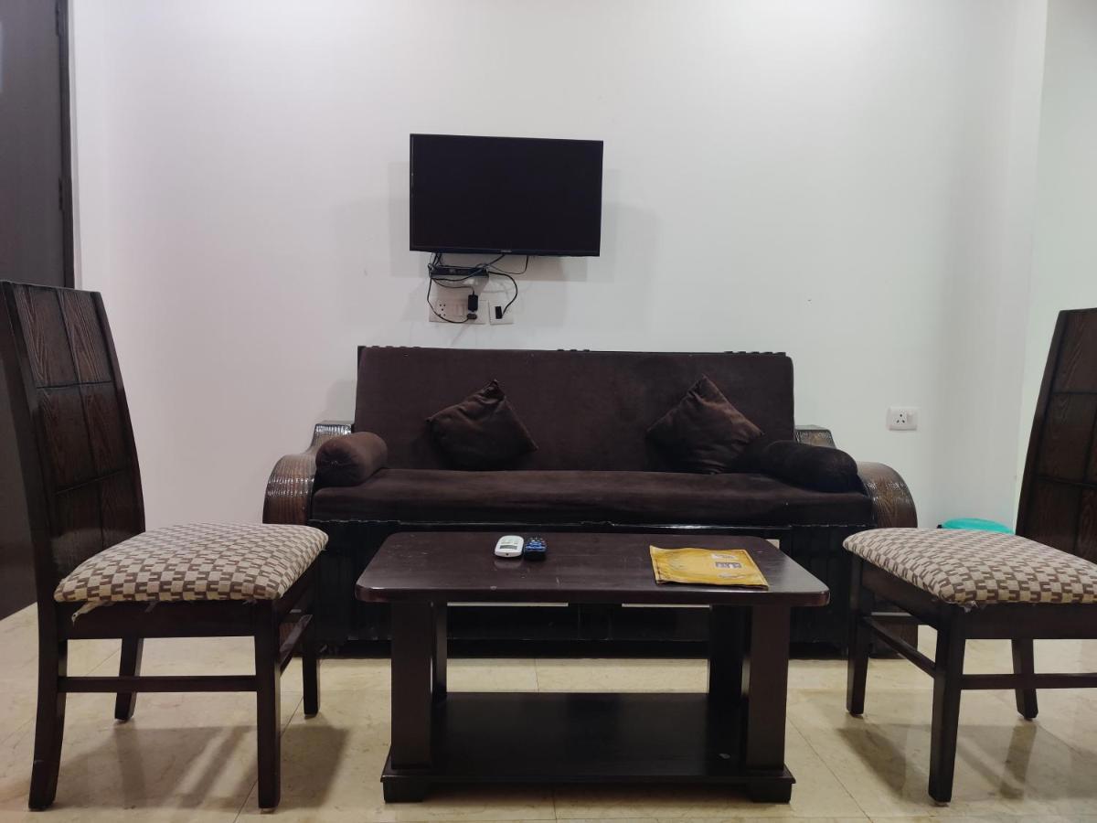 Airport Hotel Ashoka Palace