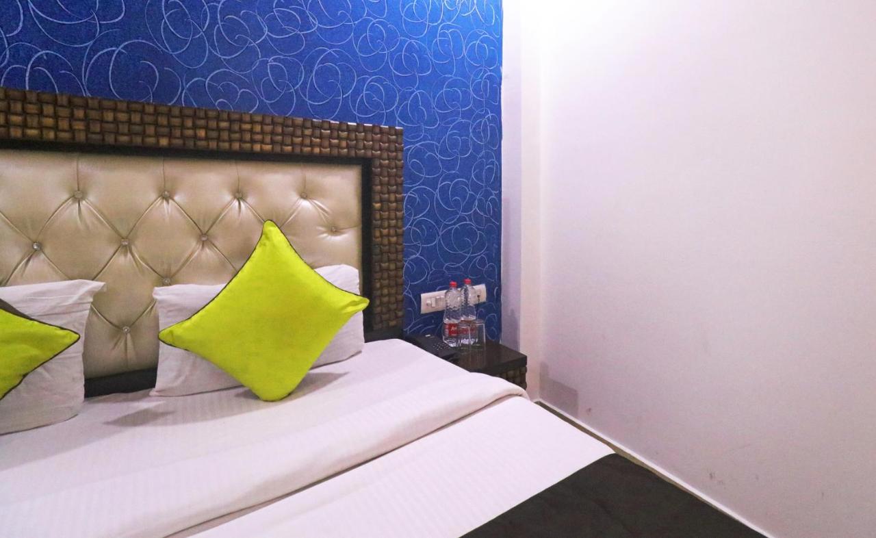 Airport Hotel Ashoka Palace
