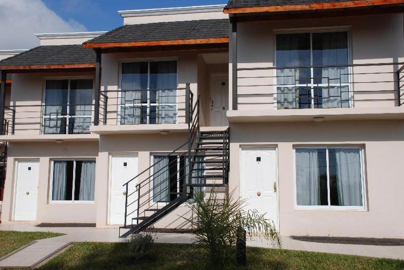 Brisas Del Lago Apartamentos