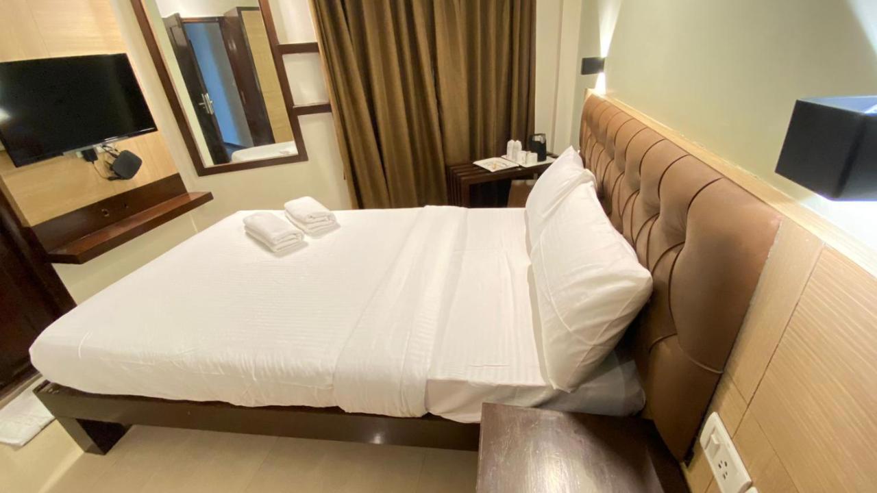 Hotel Plaza Heights