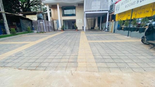 Hotel Plaza Heights