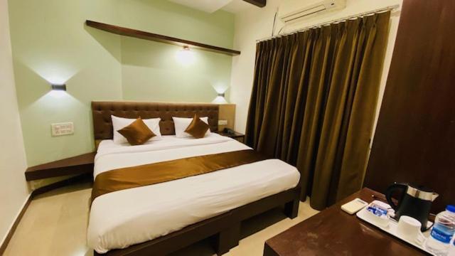 Hotel Plaza Heights
