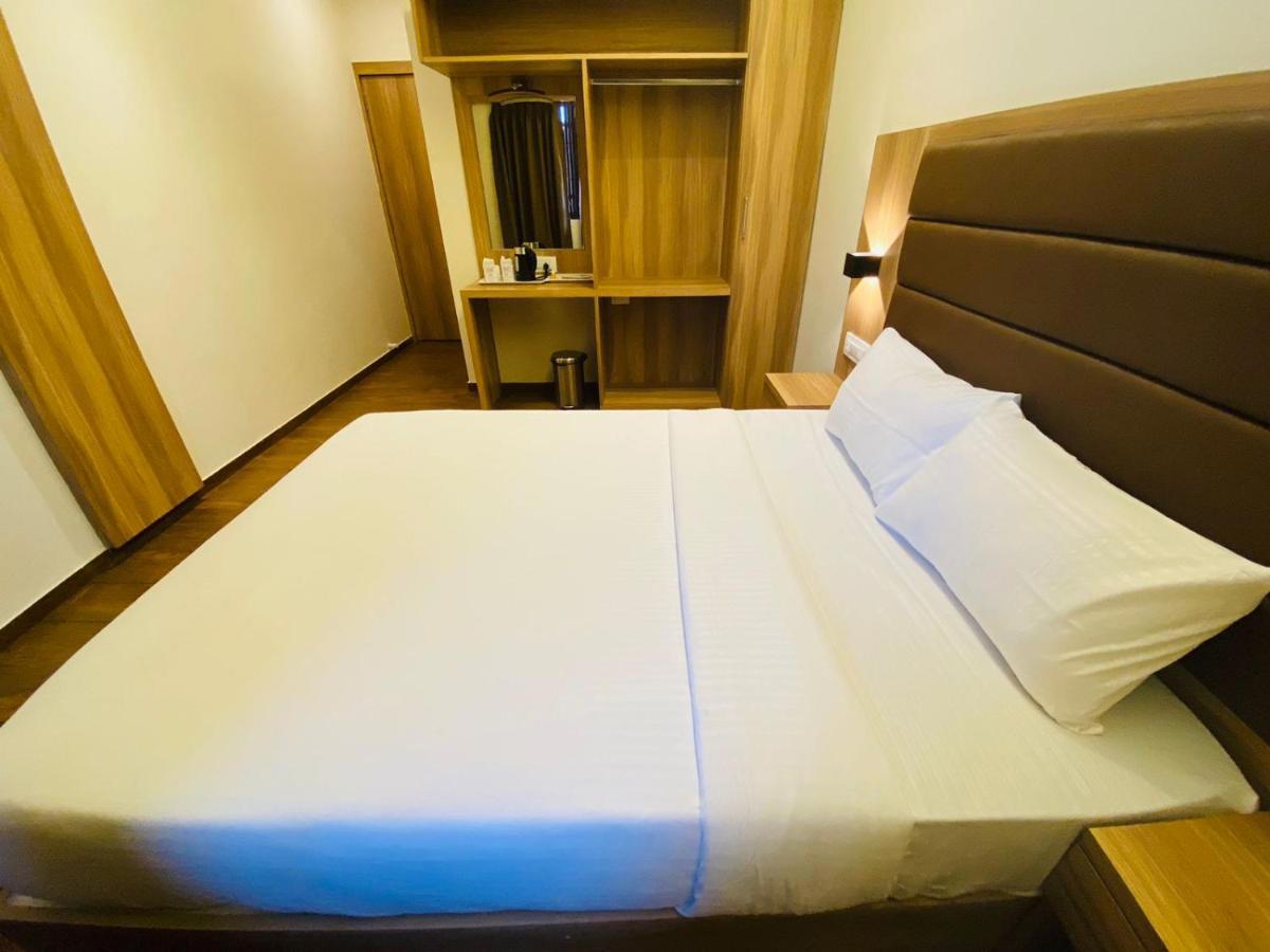 Hotel Plaza Heights