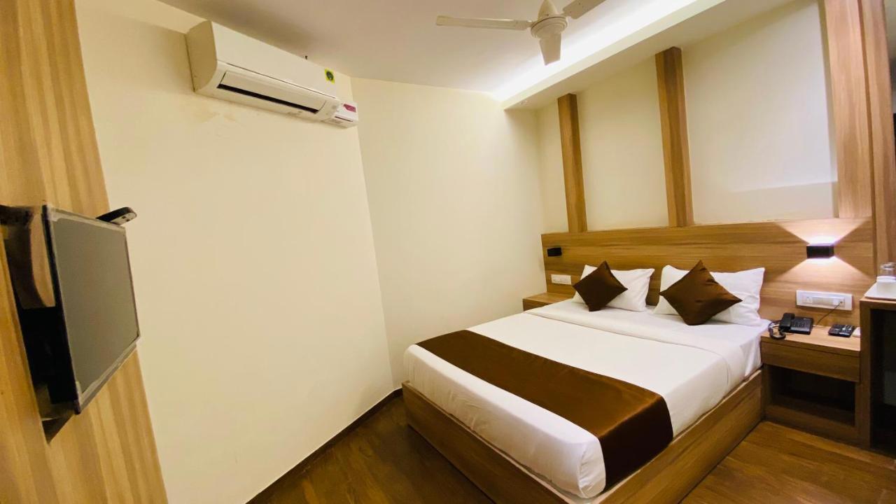 Hotel Plaza Heights