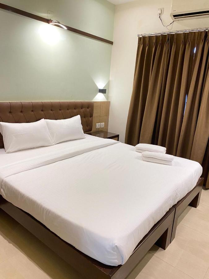 Hotel Plaza Heights
