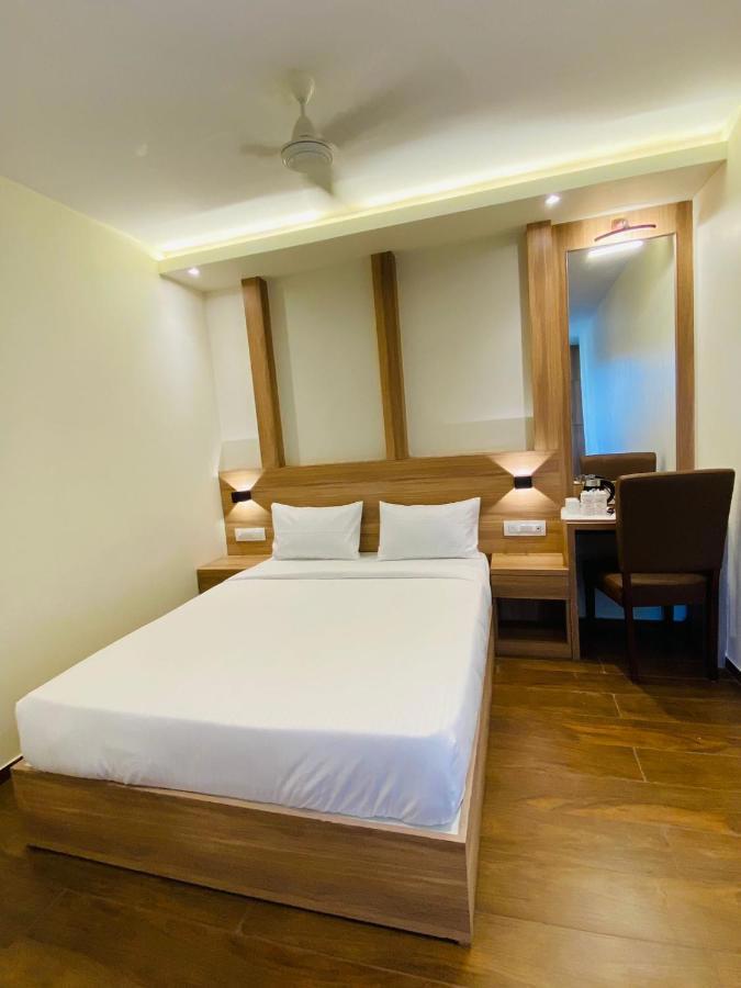 Hotel Plaza Heights