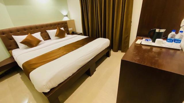 Hotel Plaza Heights