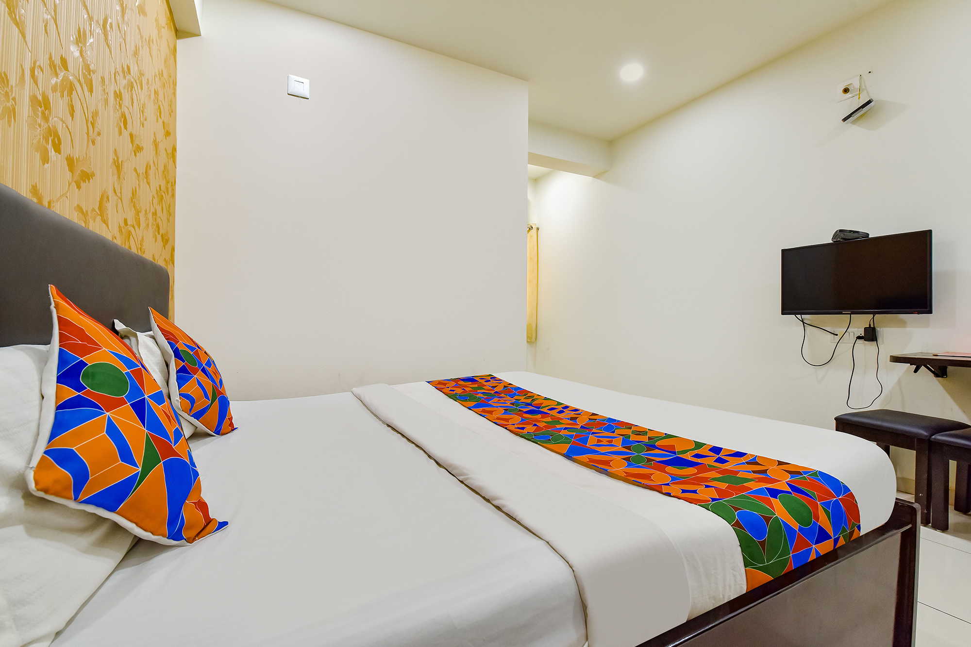 Fabhotel Infinity