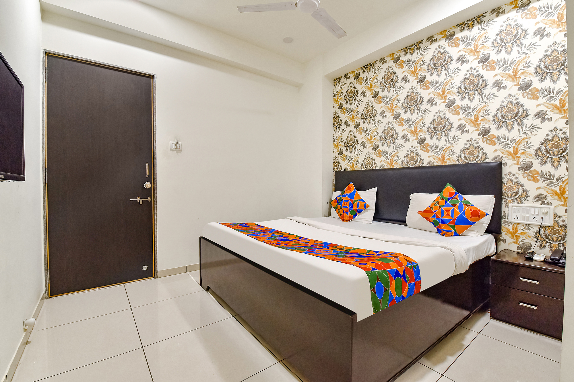 Fabhotel Infinity