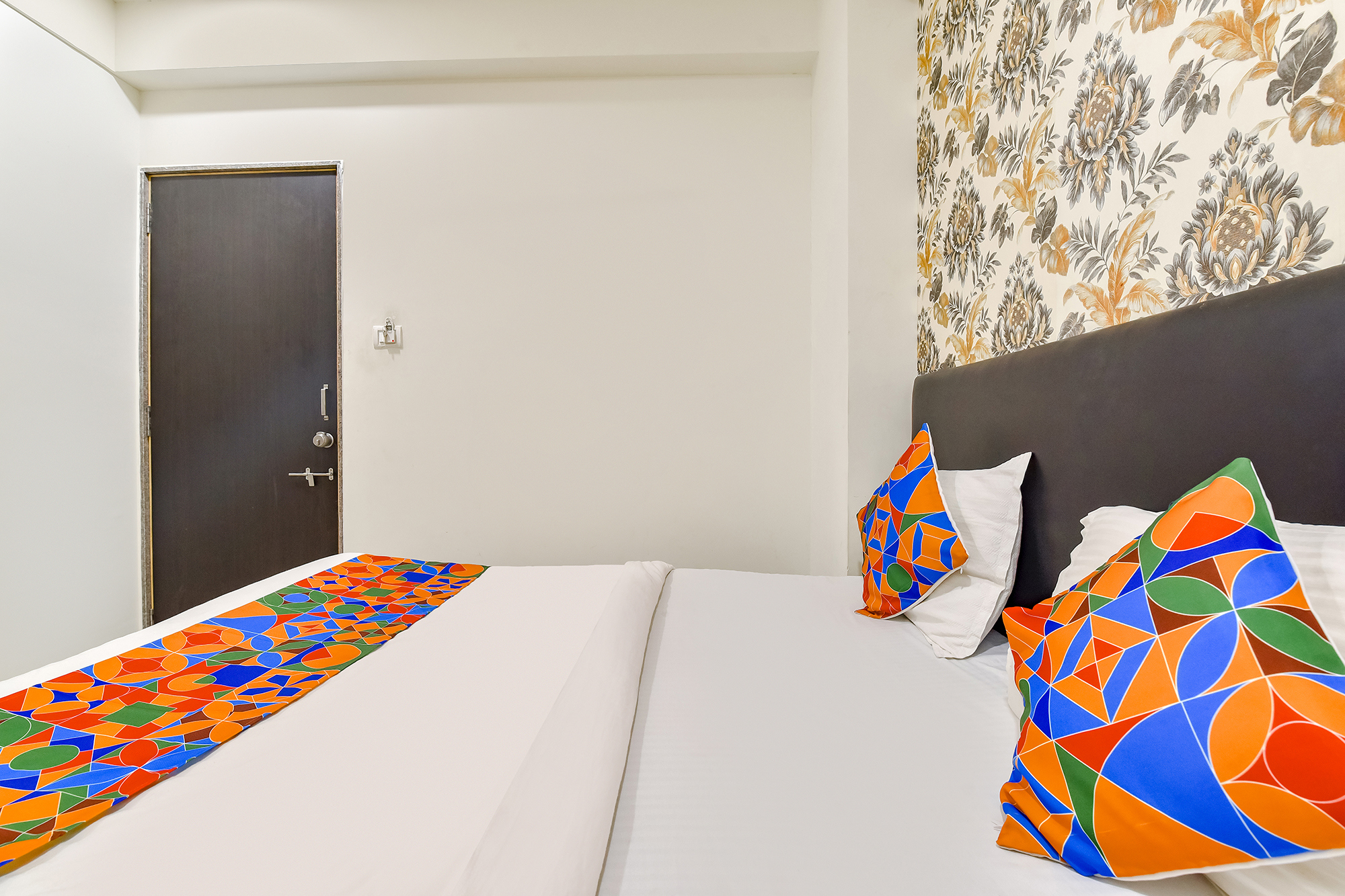 Fabhotel Infinity