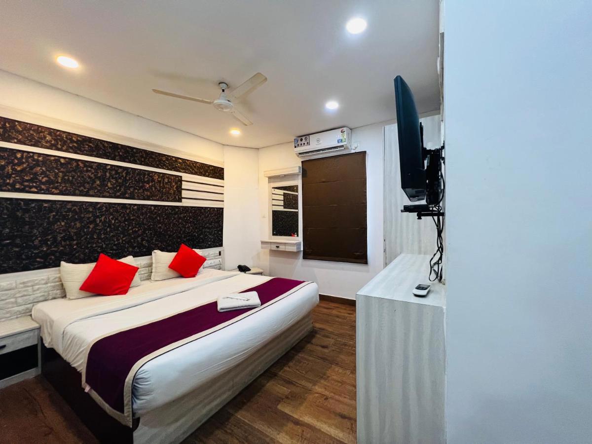 Capital O 22485 Tcs Suites