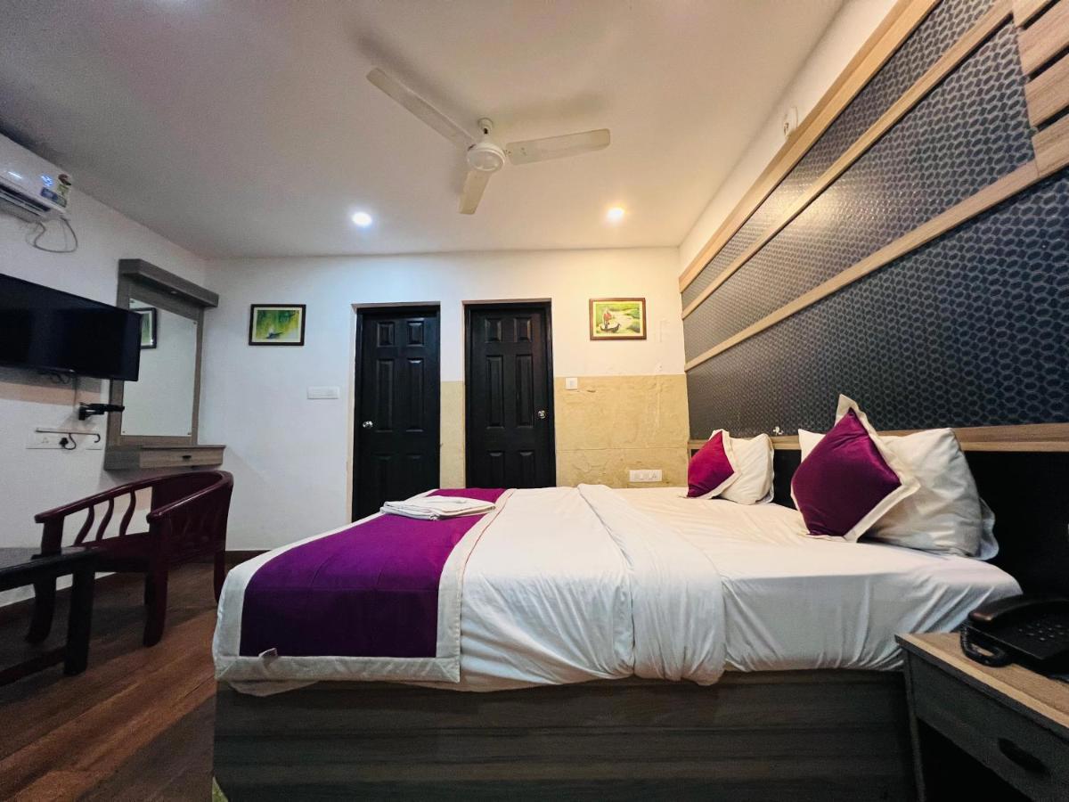 Capital O 22485 Tcs Suites