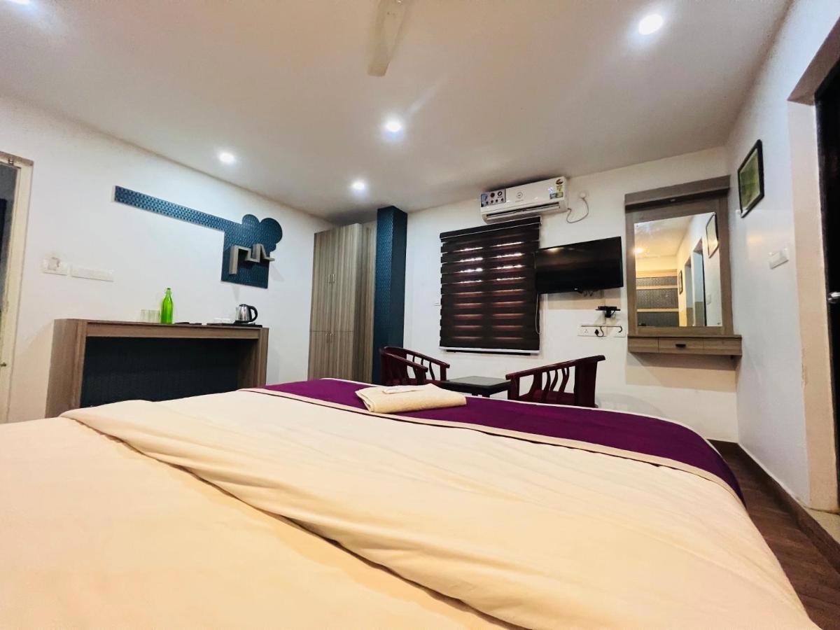 Capital O 22485 Tcs Suites