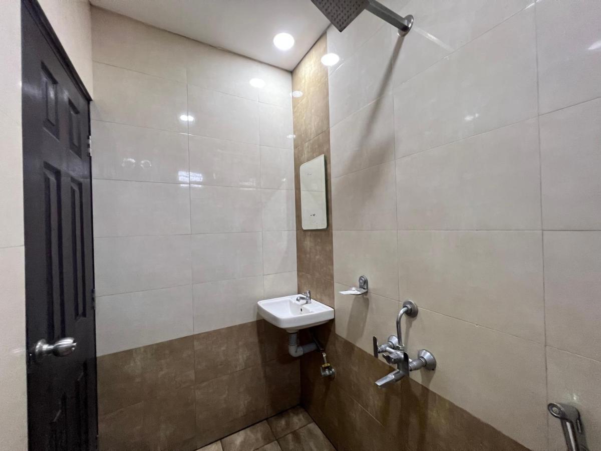 Capital O 22485 Tcs Suites