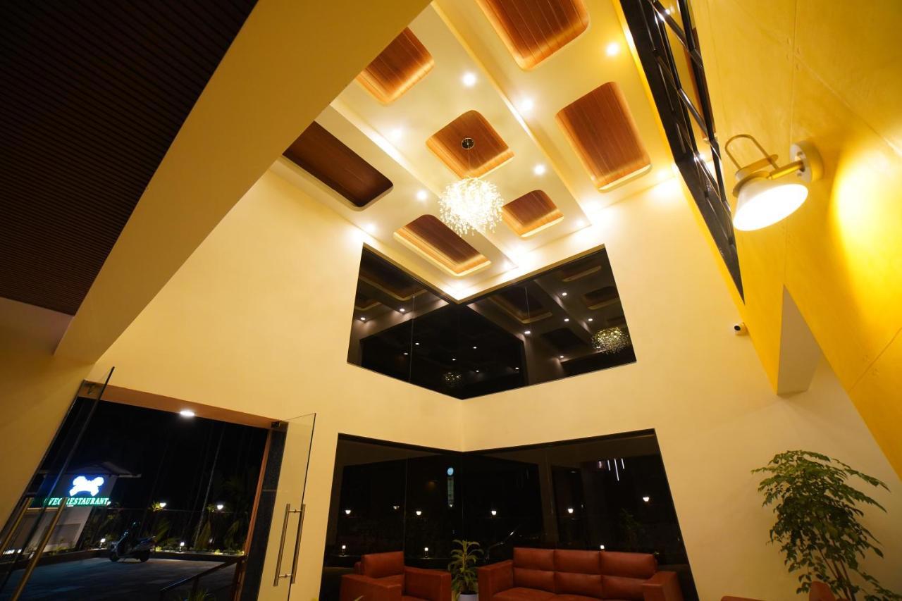 Aananda Wellness And Resorts