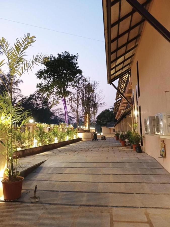 Aananda Wellness And Resorts