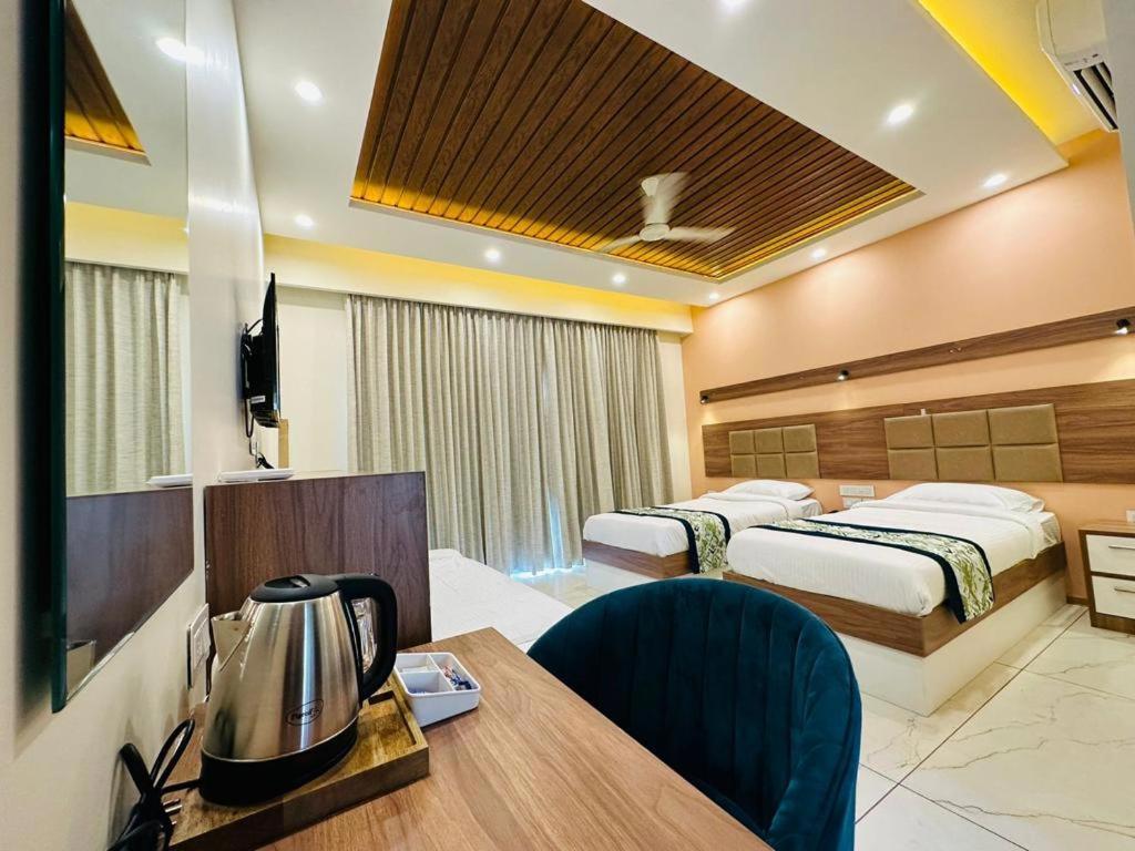 Aananda Wellness And Resorts