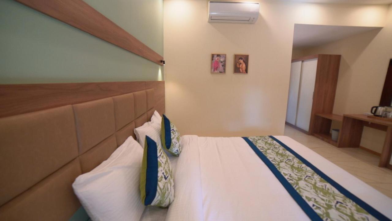 Aananda Wellness And Resorts