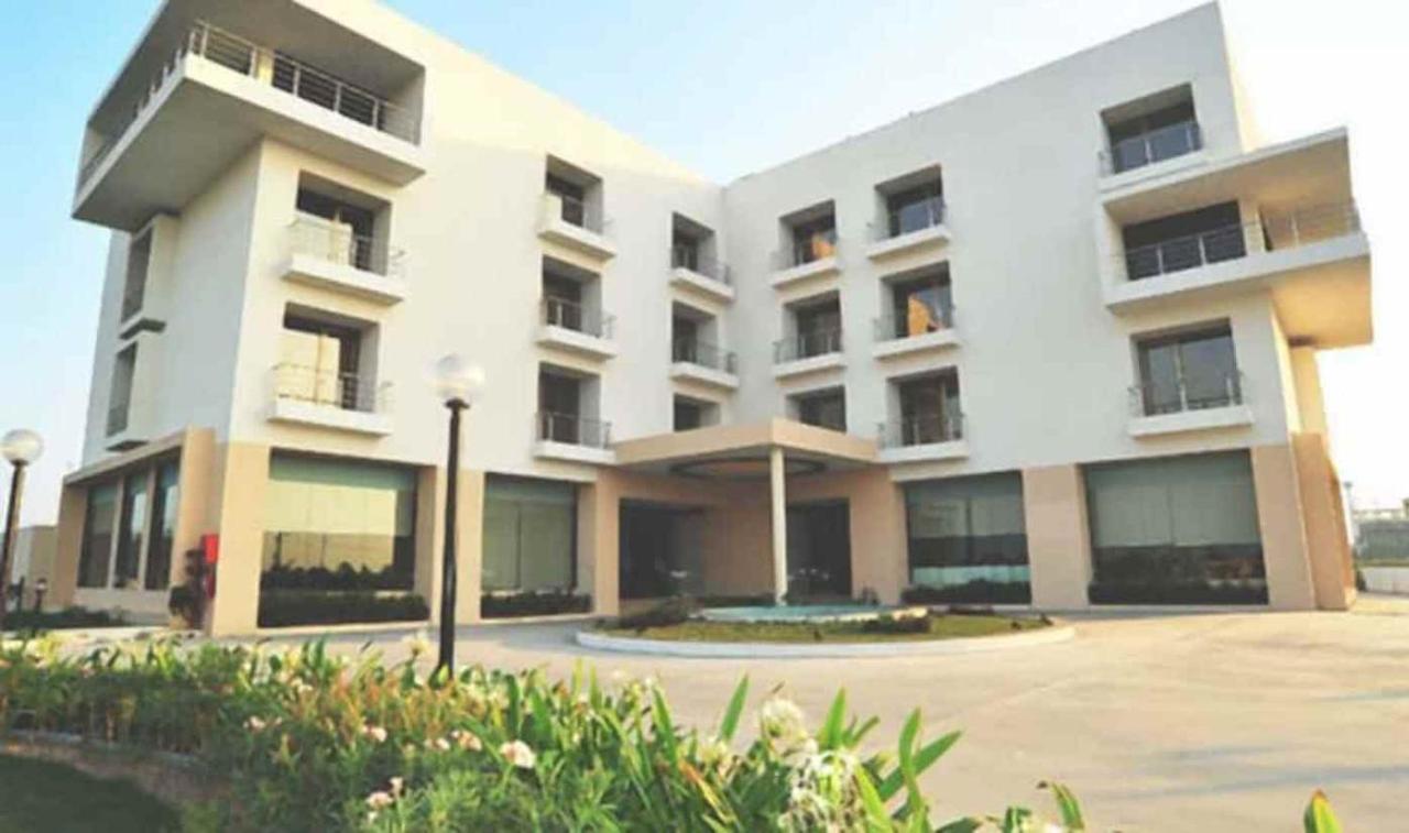 Krsna Lila By The Blues Hotels