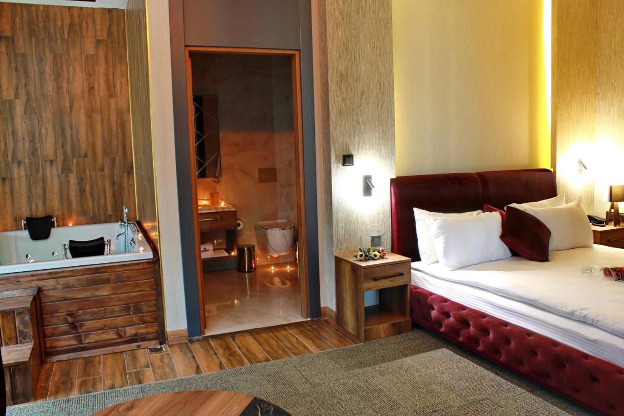 Mardiva Resort Hotel