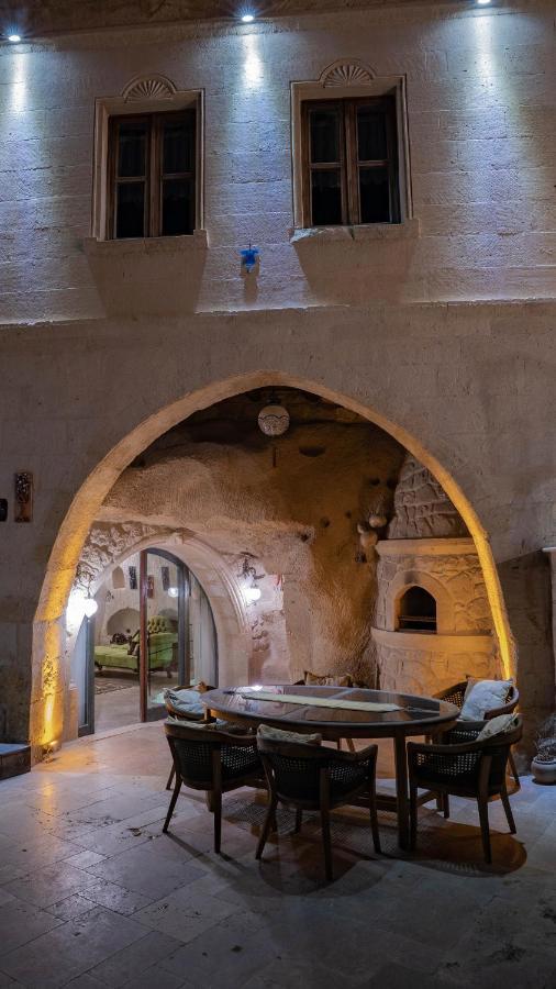 Elika Cave Suites Hotel & Spa