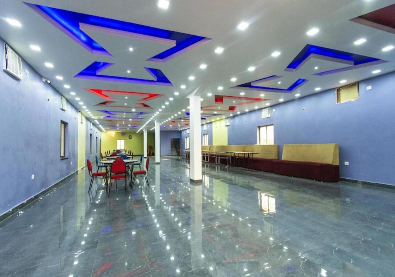 Oyo 17009 Mehak E Punjab