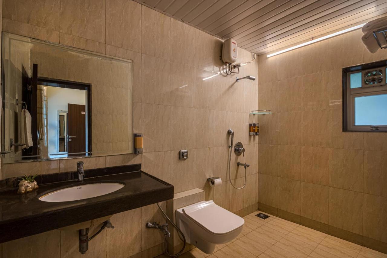 Saffronstays Riverscape Cottage, Karjat