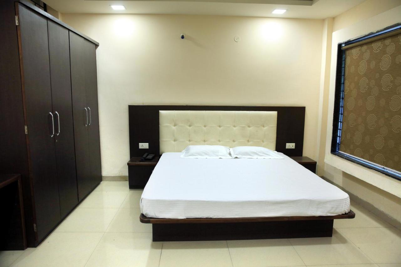 Shri Ram Krishna Bagh Hotel
