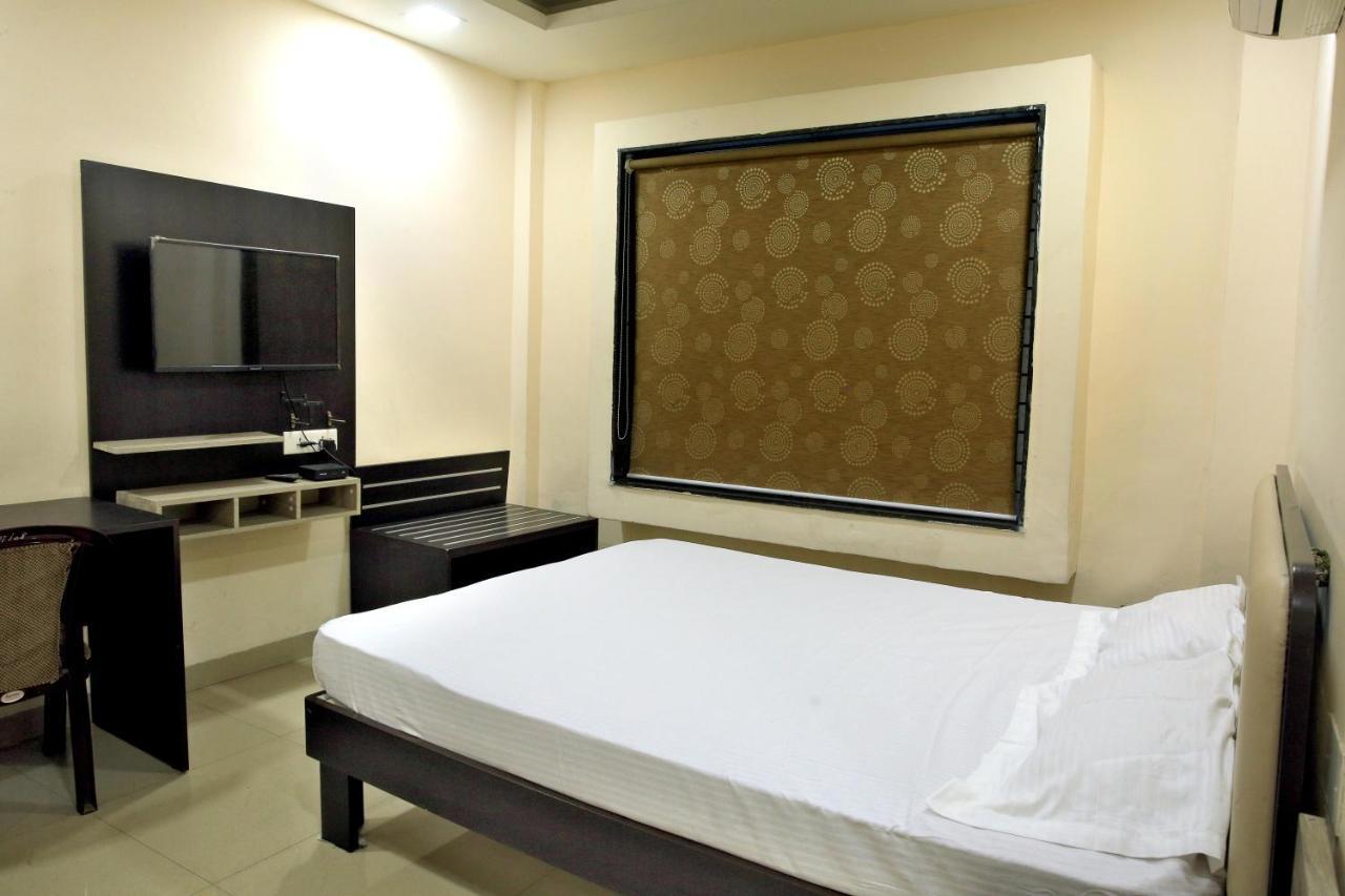 Shri Ram Krishna Bagh Hotel