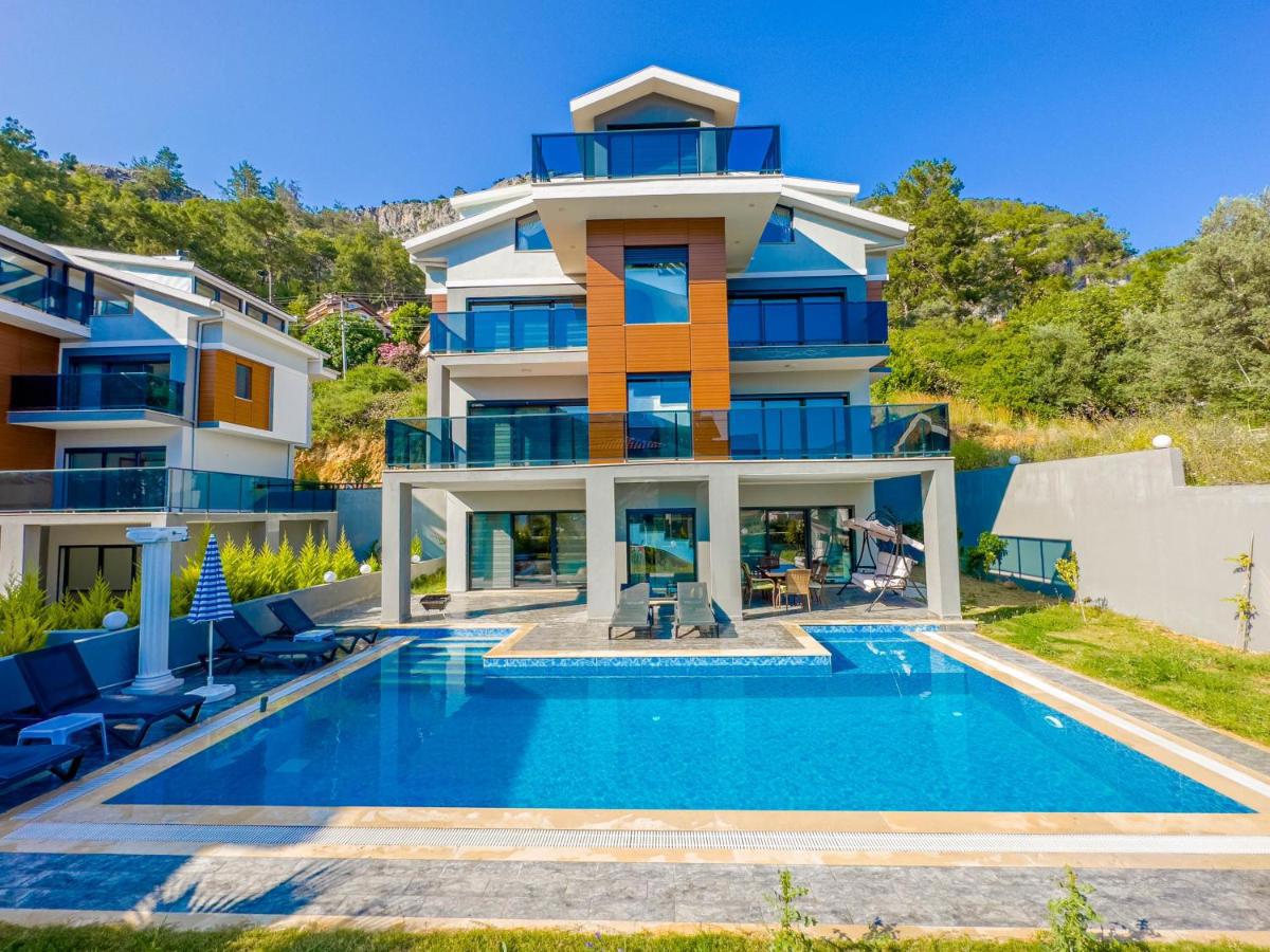 Gocek Marin B 4+1 Villa, Ozel Havuzlu
