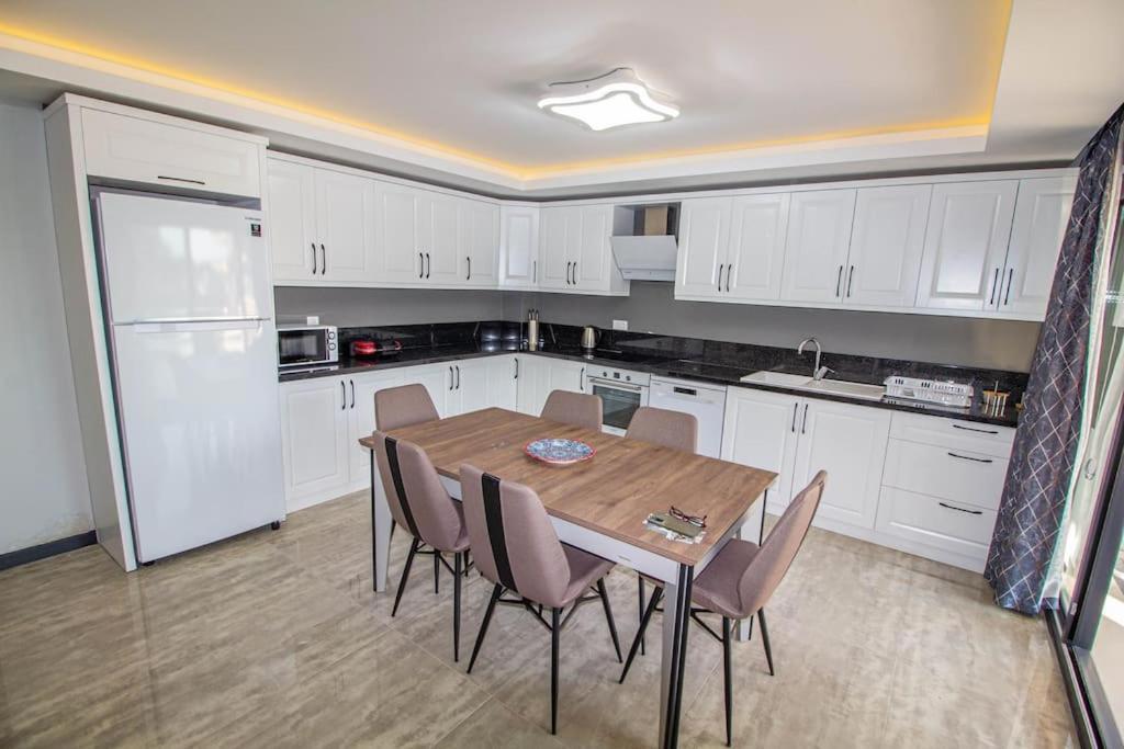 Gocek Marin B 4+1 Villa, Ozel Havuzlu