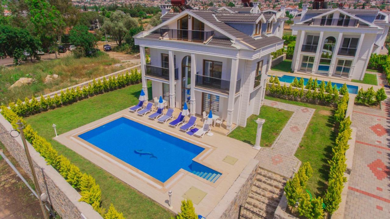 Silver Sami Villa