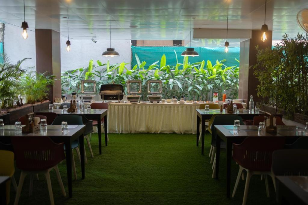 Freesia Residency By Express Inn