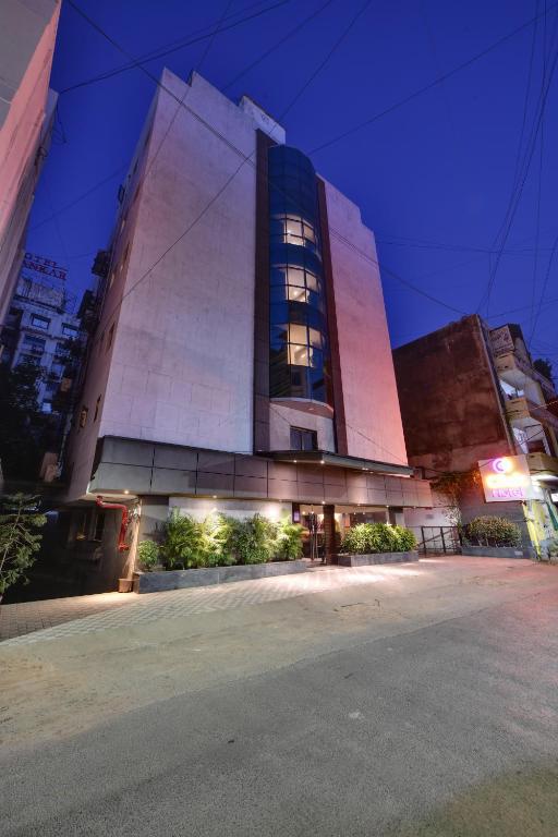 Click Hotel Vadodara