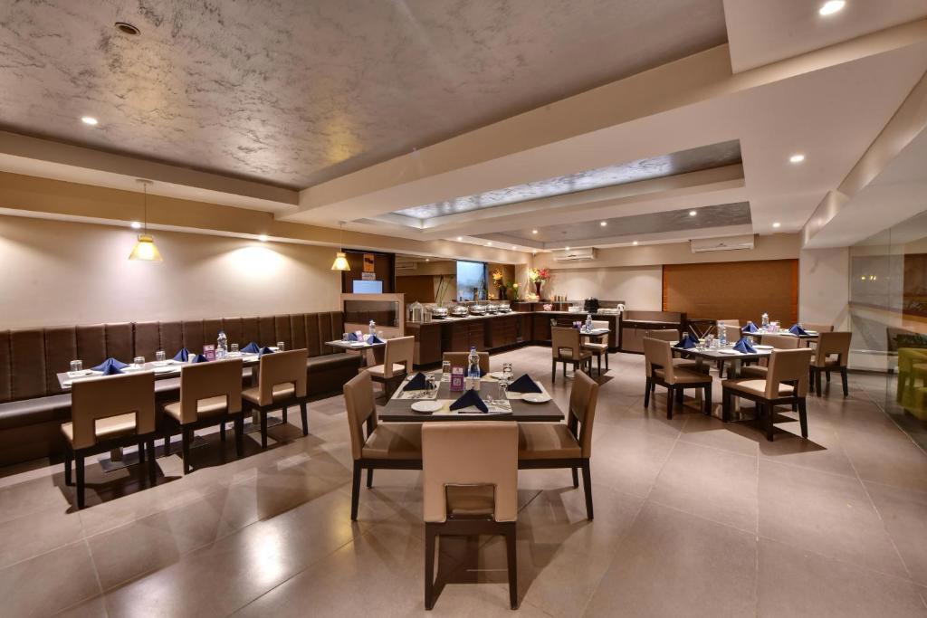 Click Hotel Vadodara