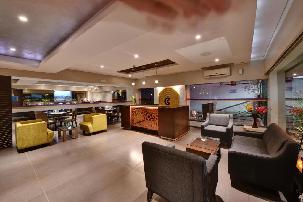 Click Hotel Vadodara