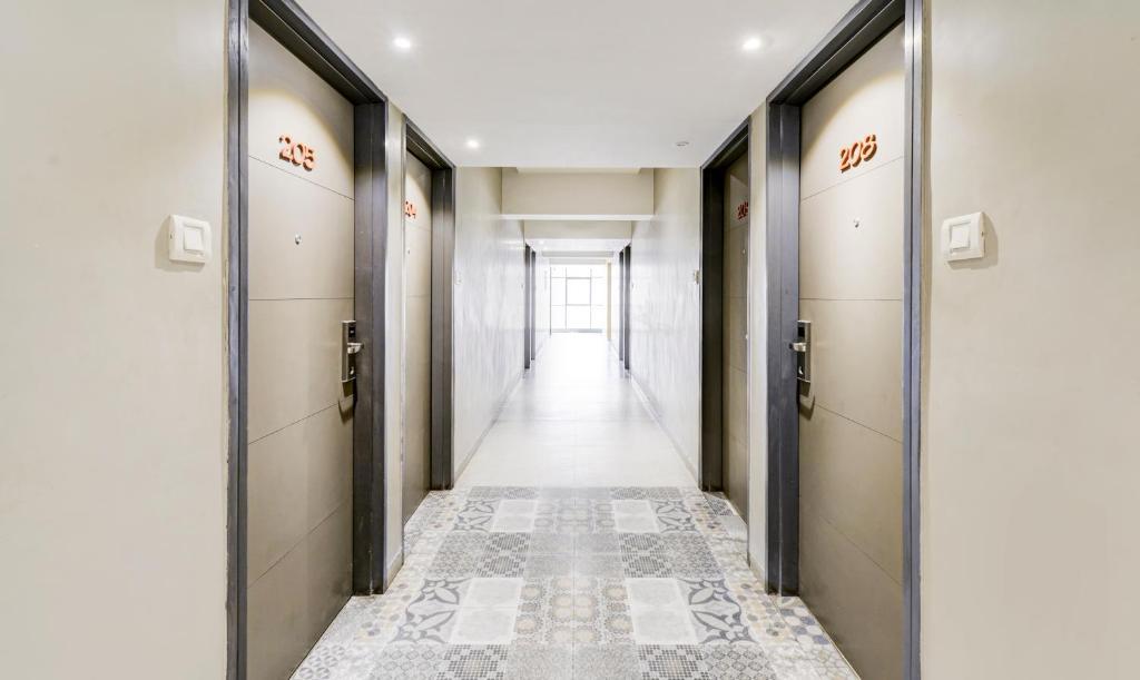 Click Hotel Vadodara